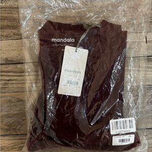 Mandala 6 Pocket Wine Scrub Top 2X